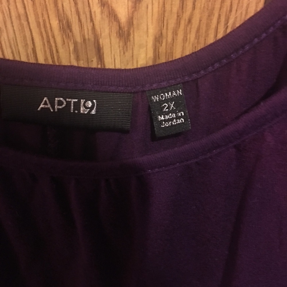 Purple top - Picture 2 of 3